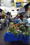 eminonu_bmarchezfruits01.jpg (59668 octets)